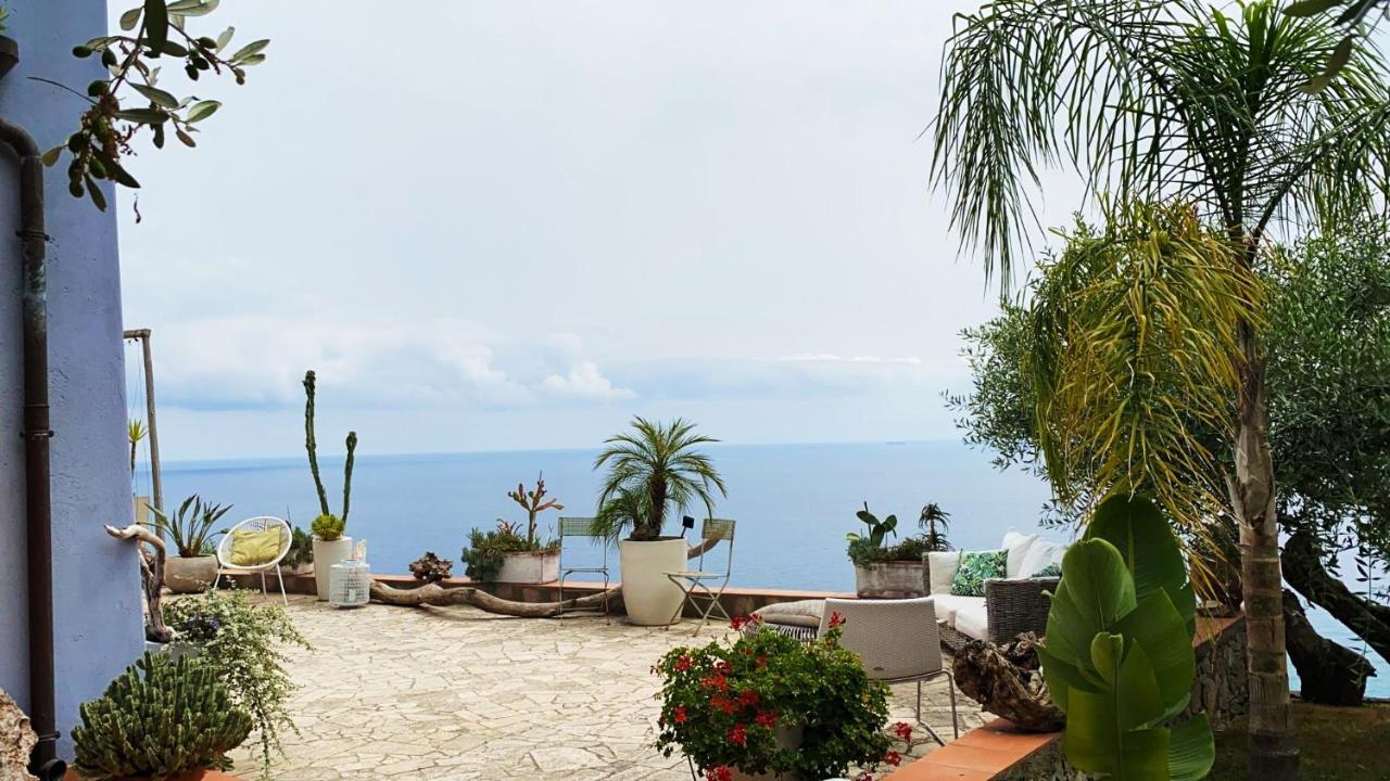 La Bouganvilla Charme & Relax Vista Mare Finale Ligure Exteriör bild
