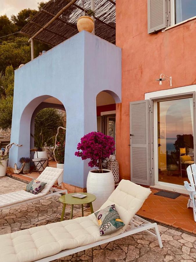 La Bouganvilla Charme & Relax Vista Mare Finale Ligure Exteriör bild