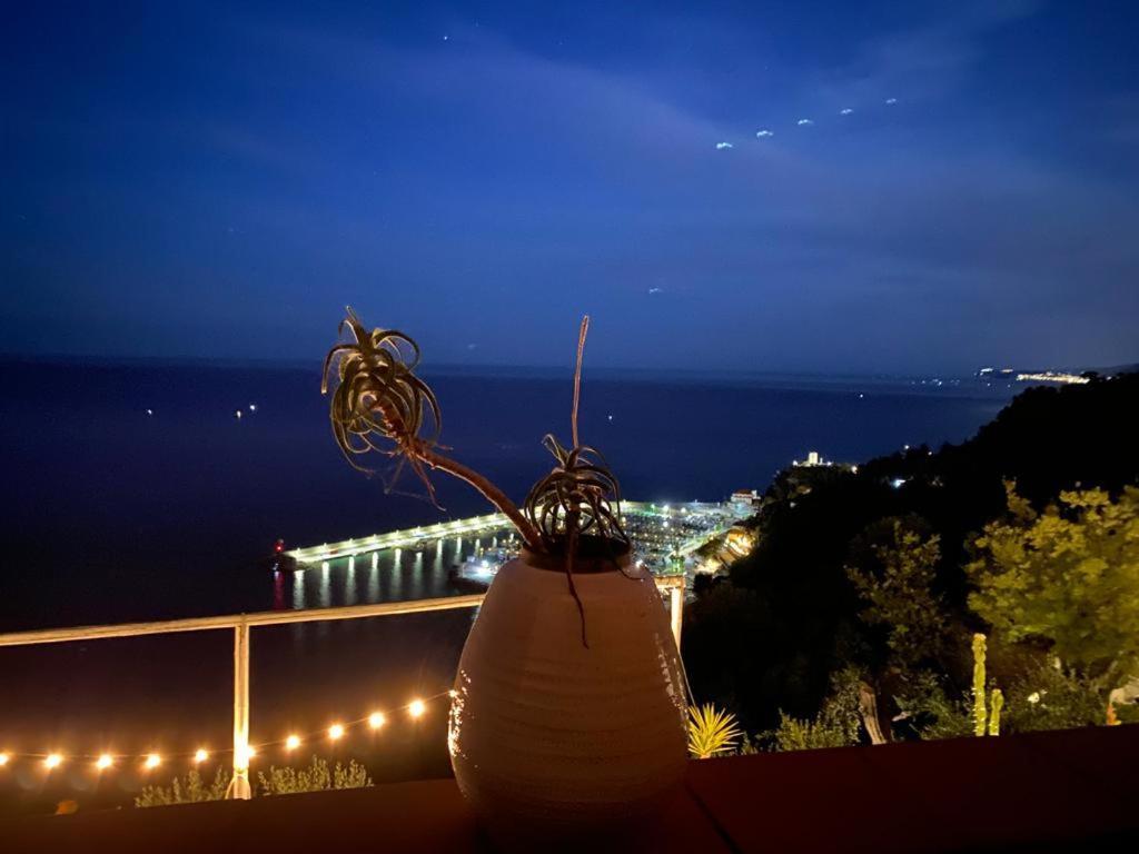La Bouganvilla Charme & Relax Vista Mare Finale Ligure Exteriör bild