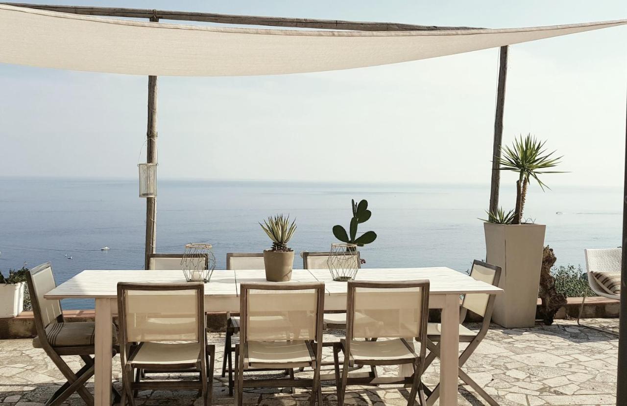 La Bouganvilla Charme & Relax Vista Mare Finale Ligure Exteriör bild