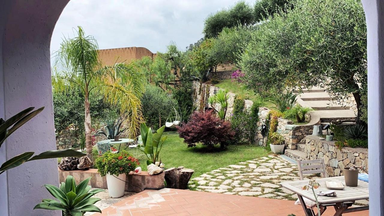 La Bouganvilla Charme & Relax Vista Mare Finale Ligure Exteriör bild